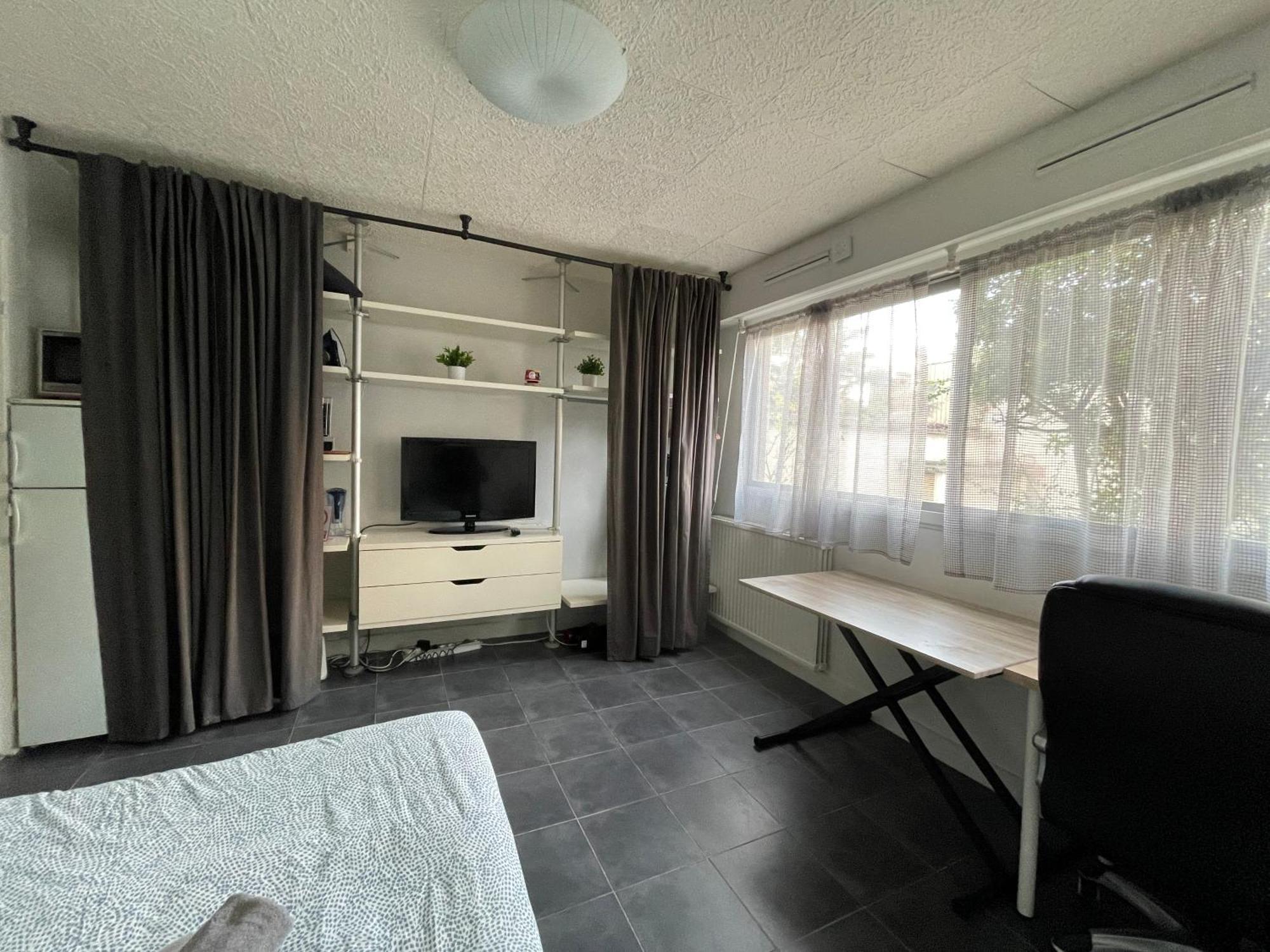 Cosy Studio In The Center Of Clichy Daire Dış mekan fotoğraf